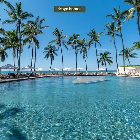 Beachfront 2Br Condo W/ Pool - Blue Flag Beach
